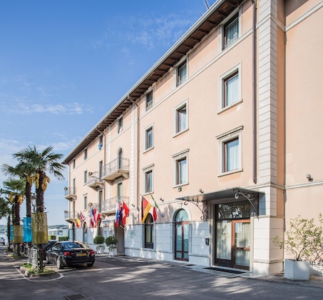 Gallery - Hotel Spiaggia D'oro - Garda Lake Collection