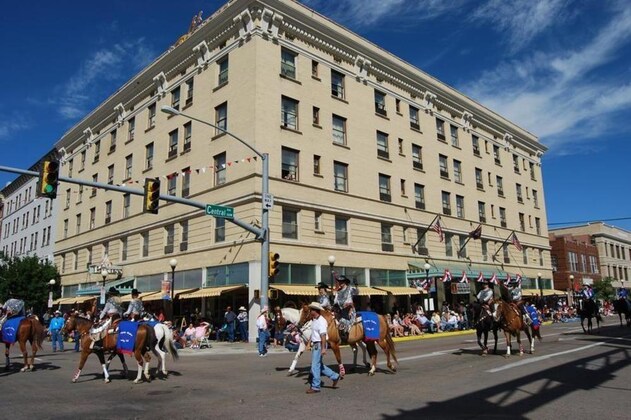 Gallery - The Historic Plains Hotel