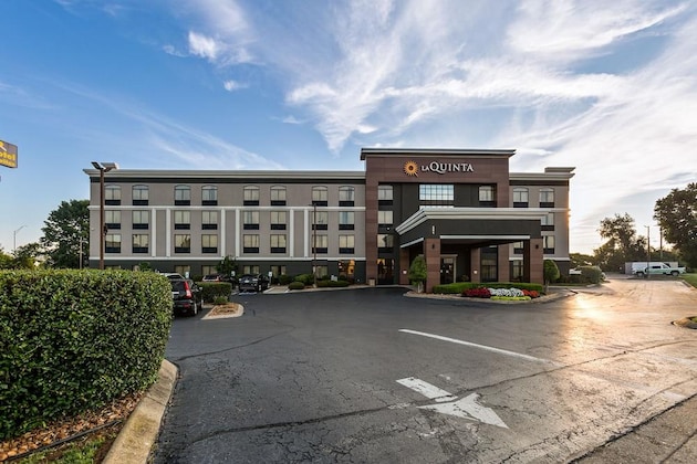 Gallery - La Quinta Inn Suites By Wyndham Clarksville