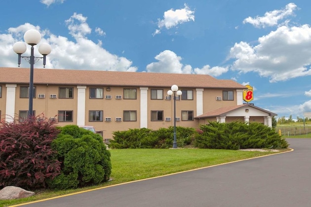 Gallery - Super 8 By Wyndham Clear Lake