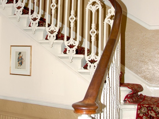 Gallery - The Guards Hotel