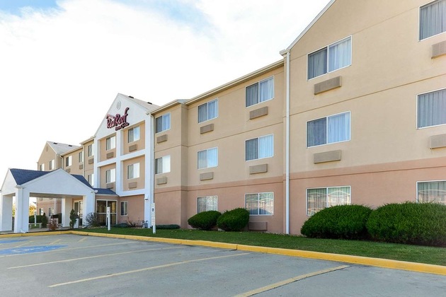 Gallery - Red Roof Inn & Suites Danville, Il