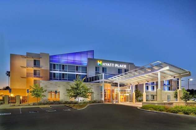 Gallery - Hyatt Place Uc Davis