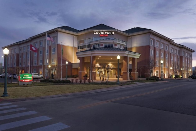 Gallery - Courtyard Marriott Fort Smith Downtown
