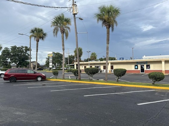Gallery - Hole Inn The Wall Hotel - Fort Walton Beach - Sunset Plaza - Nearby Beaches & Hurlburt