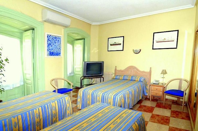 Gallery - Ch Plaza D'ort Rooms Madrid