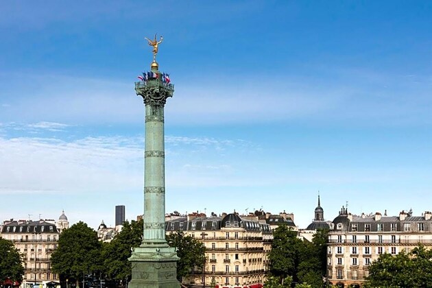 Gallery - Oh La La! Hotel Bar - Paris Bastille