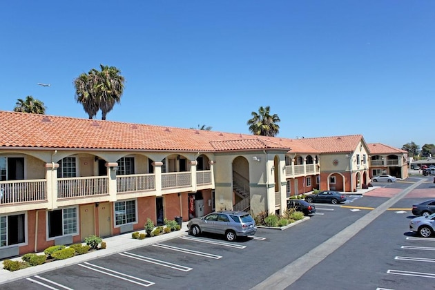 Gallery - Crystal Inn Suites & Spas
