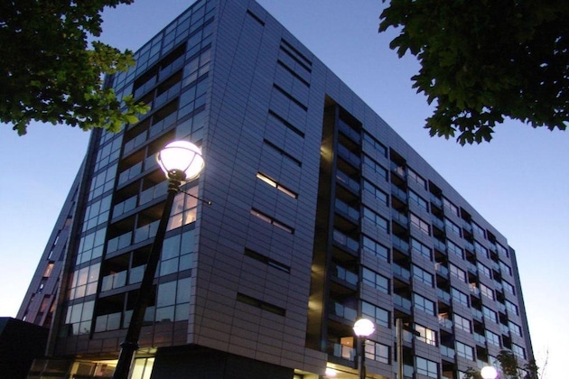 Gallery - Quay Apartments