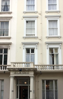 Gallery - Blades Hotel