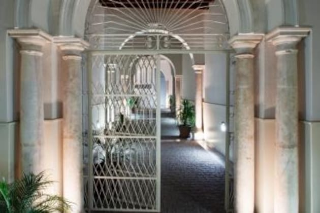 Gallery - Castellar Apartments
