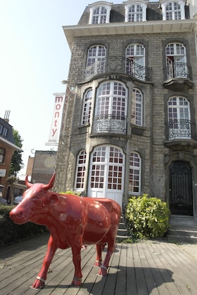 Gallery - Monty Small Design Hotel