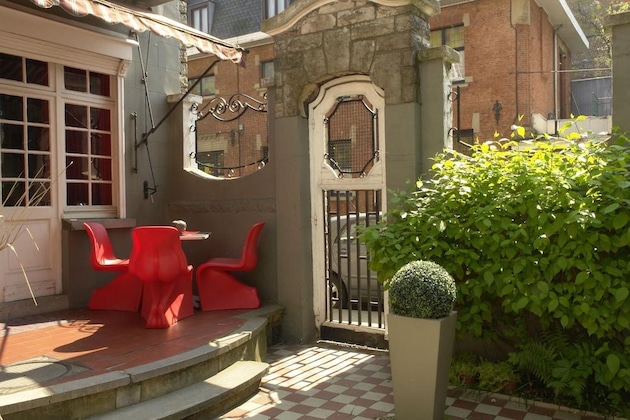 Gallery - Monty Small Design Hotel