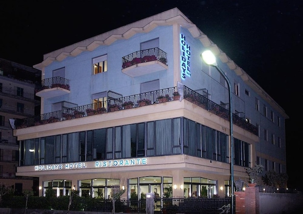 Gallery - Hotel Holidays