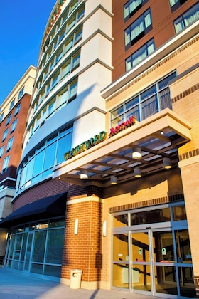 Gallery - Courtyard By Marriott Newark Downtown