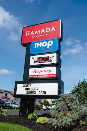 Gallery - Ramada By Wyndham Vineland Millville Area