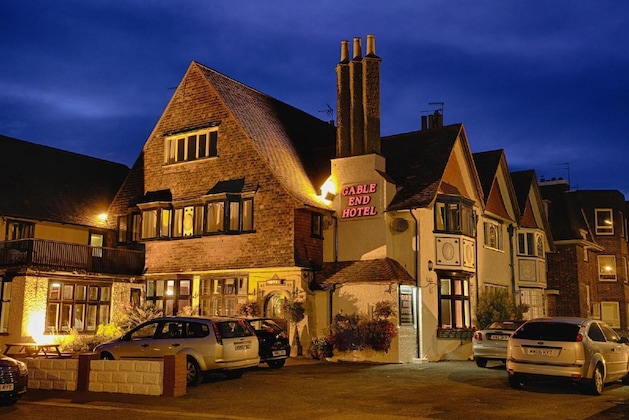 Gallery - Gable End Hotel