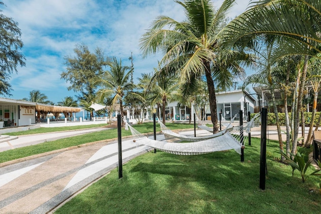 Gallery - Arinara Beach Resort Phuket
