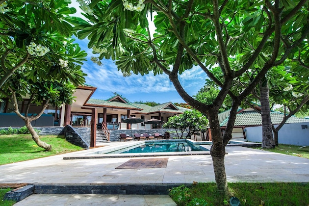 Gallery - Idyllic Samui Beach Villa Resort