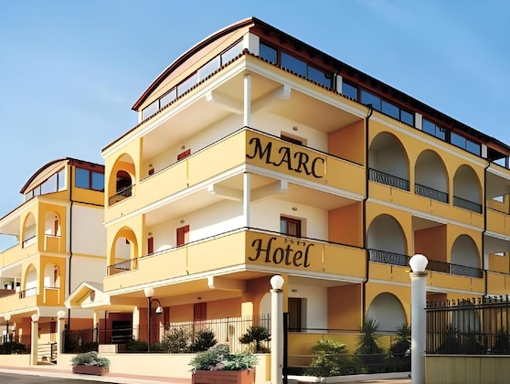 Gallery - Marc Hotel