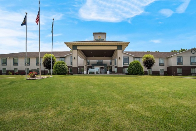 Gallery - Quality Inn & Suites