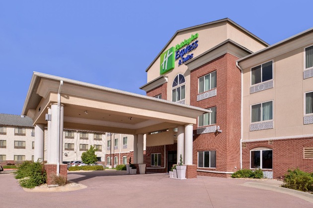 Gallery - Holiday Inn Express Hotel & Suites Emporia Northwest By Ihg