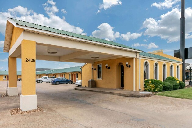 Gallery - Econo Lodge Jonesboro