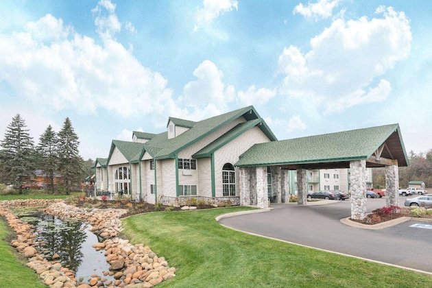 Gallery - Baymont By Wyndham Baxter Brainerd Area