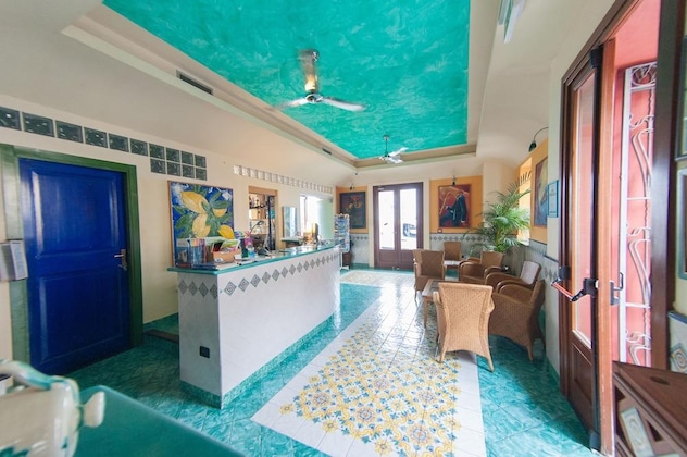Gallery - Petit Hotel