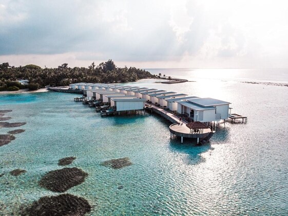 Gallery - Holiday Inn Resort Kandooma Maldives