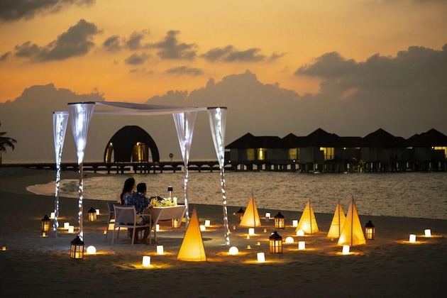 Gallery - Outrigger Maldives Maafushivaru Resort