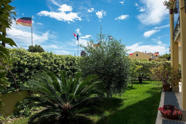 Gallery - Aia De Mà