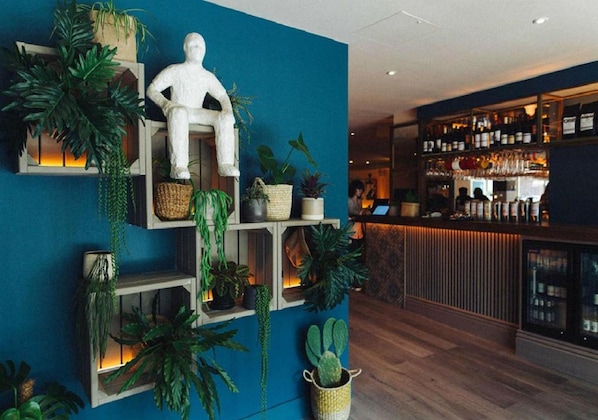 Gallery - The Corner London City