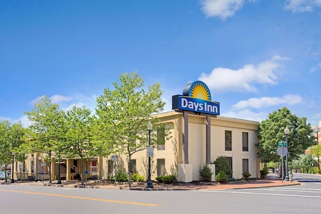 Gallery - Days Inn By Wyndham Silver Spring