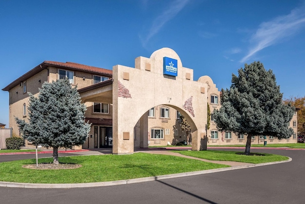 Gallery - Americas Best Value Inn Sparks
