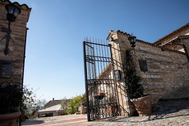 Gallery - Hotel Ristorante La Bastiglia