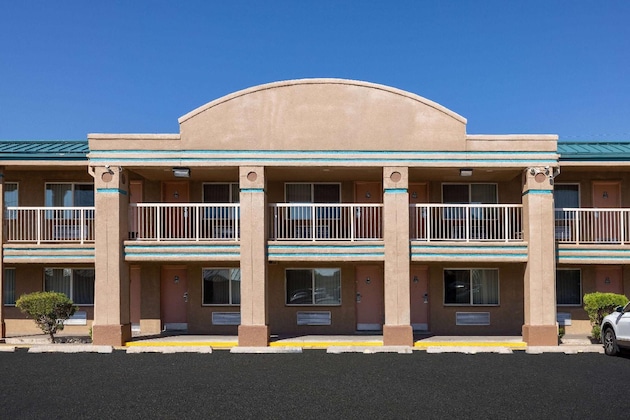 Gallery - Days Inn By Wyndham Roswell