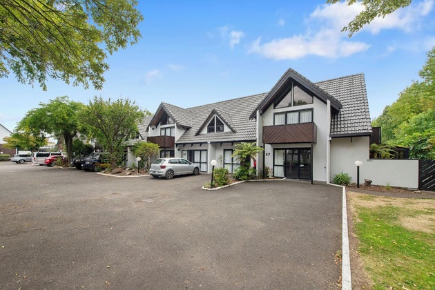 Gallery - Wylie Court