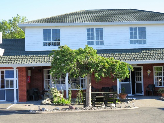 Gallery - Admirals Motor Lodge
