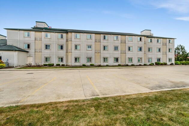 Gallery - Motel 6 Cleveland Medina