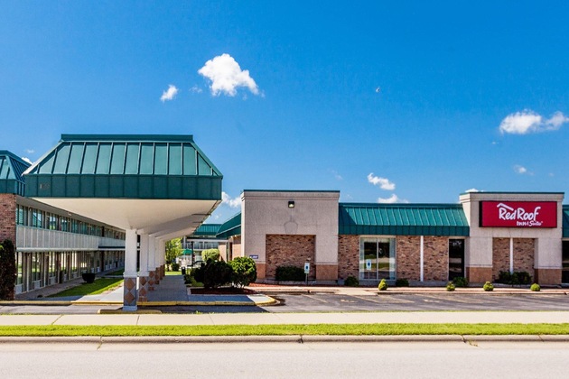 Gallery - Red Roof Inn & Suites Dekalb