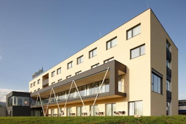 Gallery - Mt Hotel