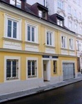 Gallery - Appartement Pension 700M Zum Ring