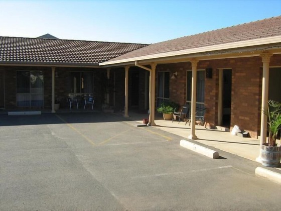 Gallery - Highway Inn Motel
