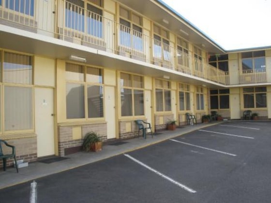 Gallery - Grand Central Motel