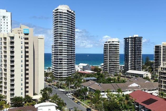 Gallery - The Meriton On Main Beach