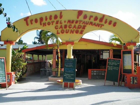 Gallery - Tropical Paradise Hotel