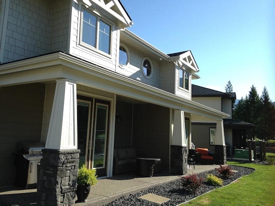 Gallery - Bighorn Meadows Resort