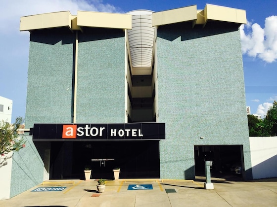 Gallery - Astor Hotel
