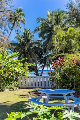 Gallery - The Black Pearl Beach Side Apartments